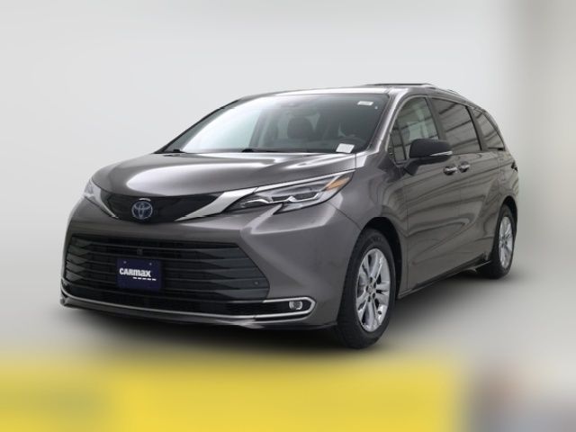2023 Toyota Sienna Platinum