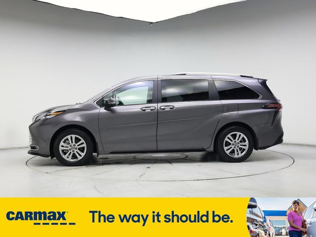 2023 Toyota Sienna Platinum