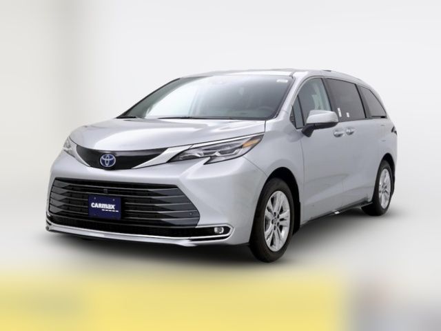 2023 Toyota Sienna Platinum