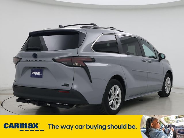 2023 Toyota Sienna Woodland Edition