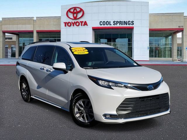 2023 Toyota Sienna XLE