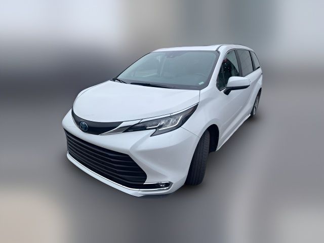 2023 Toyota Sienna XLE