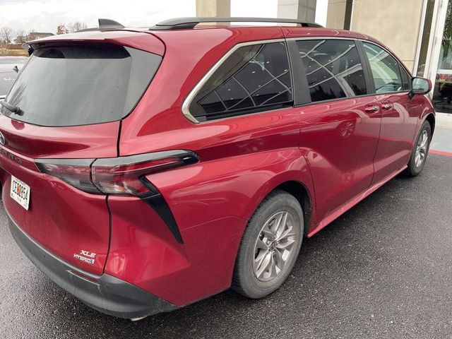 2023 Toyota Sienna XLE