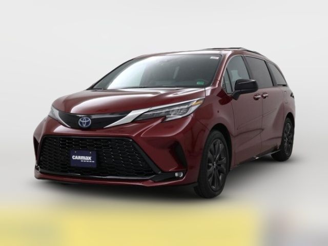 2023 Toyota Sienna XSE