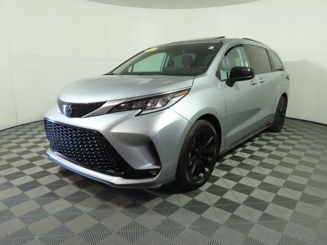 2023 Toyota Sienna XSE