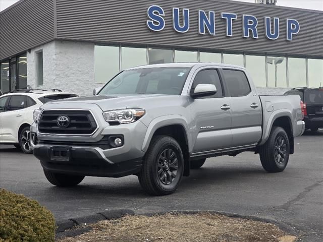 Used 2023 Toyota Tacoma SR5 For Sale in St. Louis, MO | Capital One ...