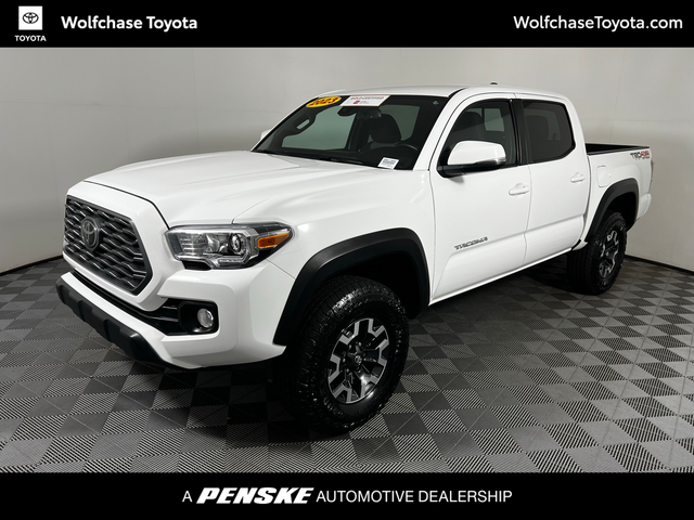 2023 Toyota Tacoma SR