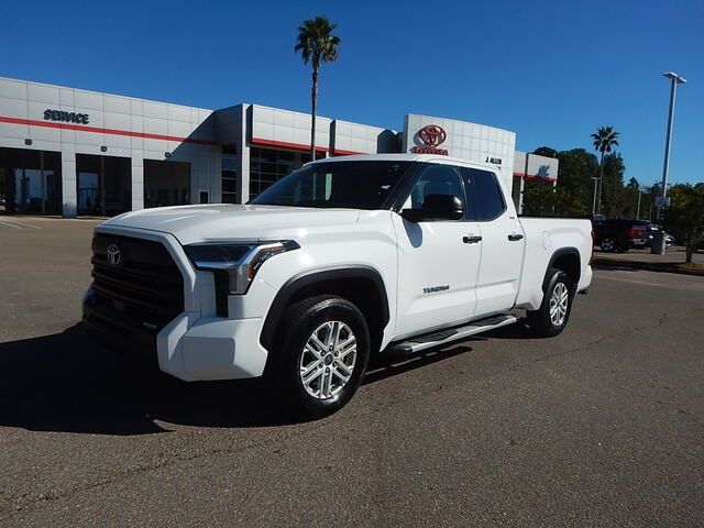 2023 Toyota Tundra SR5