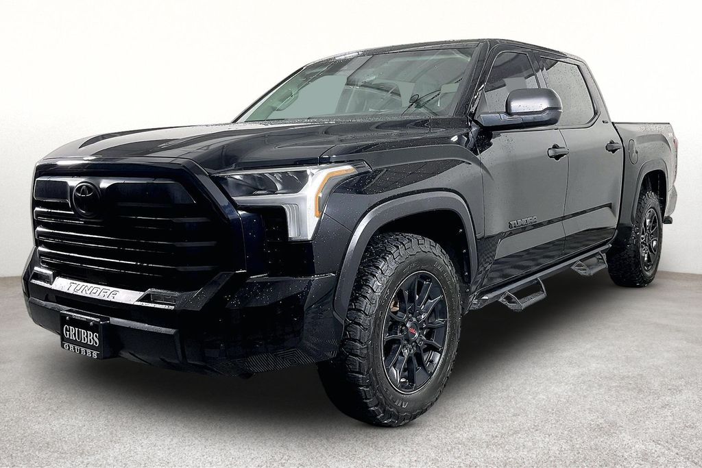 2023-Toyota-Tundra-SR5-