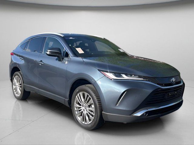 2023 Toyota Venza XLE