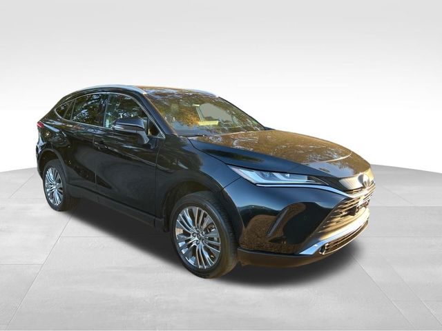 2023 Toyota Venza XLE