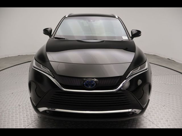 2023 Toyota Venza XLE