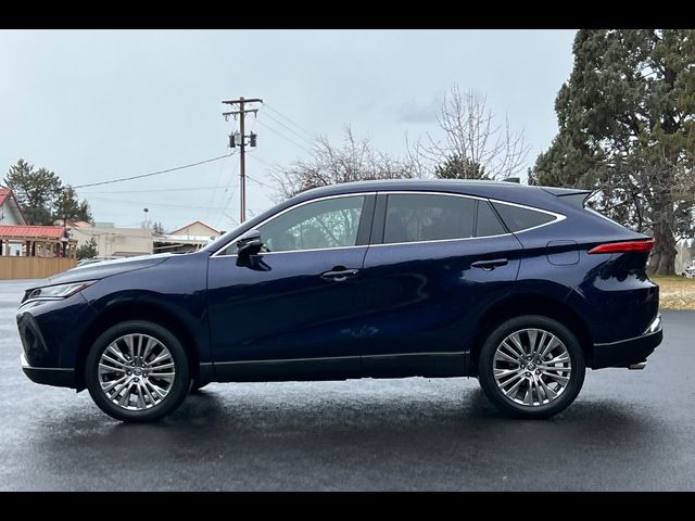 2023 Toyota Venza XLE