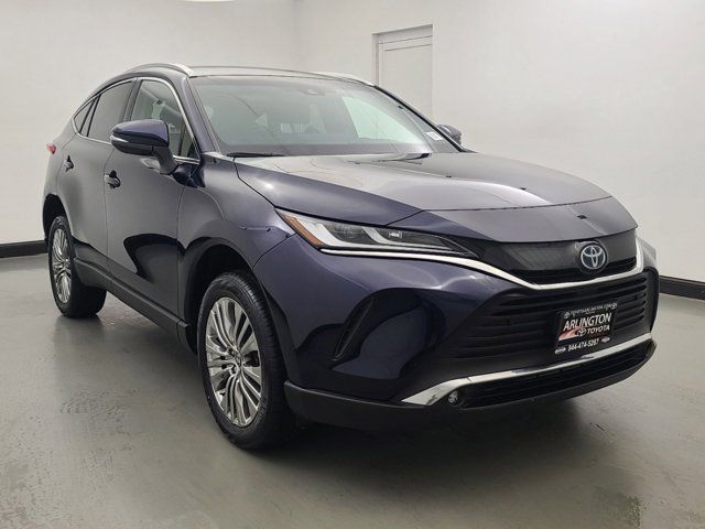 2023 Toyota Venza XLE