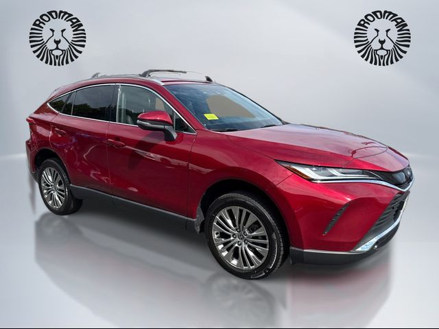 2023 Toyota Venza XLE