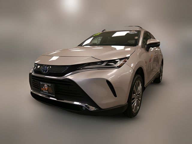 2023 Toyota Venza XLE