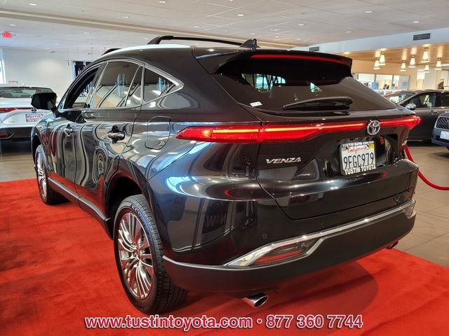 2023 Toyota Venza XLE