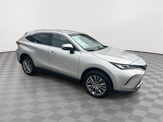 2023 Toyota Venza XLE