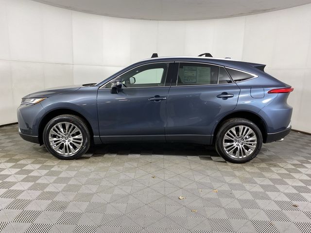 2023 Toyota Venza XLE