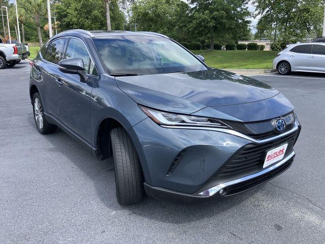 2023 Toyota Venza XLE