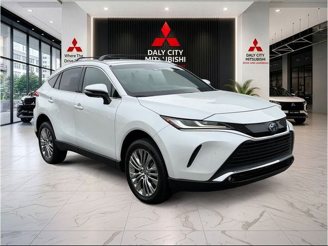 2023 Toyota Venza XLE