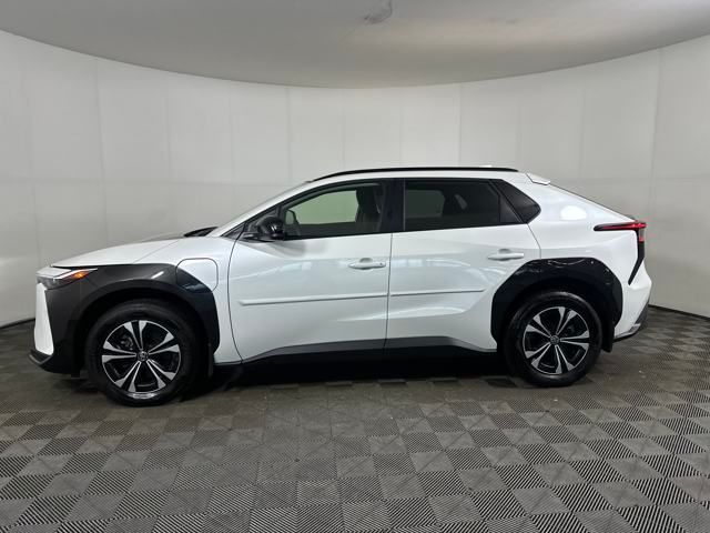 2023 Toyota bZ4X XLE