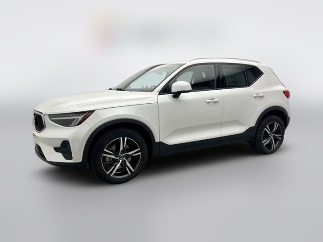 2023 Volvo XC40 Core