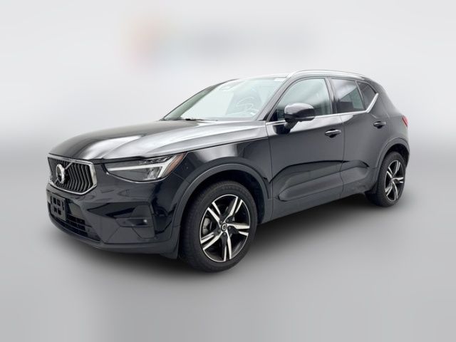 2023 Volvo XC40 Plus Bright Theme
