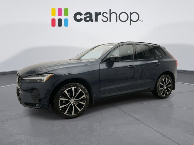 2023 Volvo XC60 Plus Dark Theme