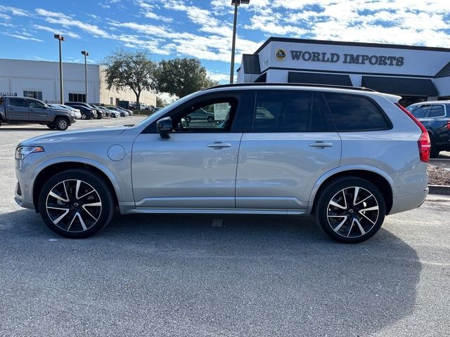 2023 Volvo XC90 Recharge Plug-In Hybrid Ultimate Dark Theme