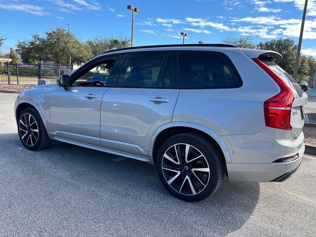 2023 Volvo XC90 Recharge Plug-In Hybrid Ultimate Dark Theme