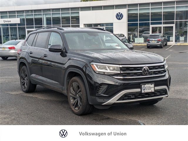 2023 Volkswagen Atlas 2.0T SE Technology