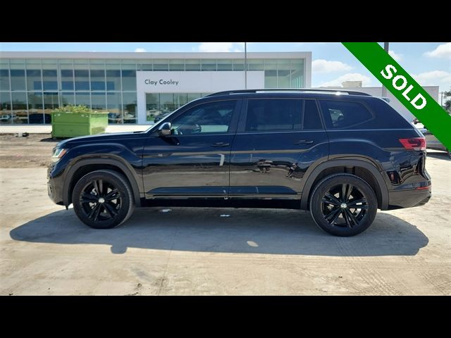 2023 Volkswagen Atlas 3.6L V6 SEL R-Line Black