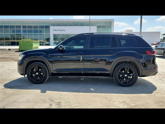 2023 Volkswagen Atlas 3.6L V6 SEL R-Line Black