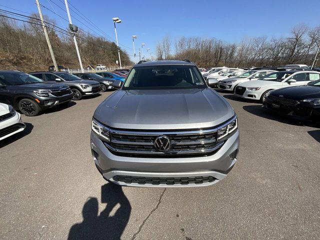 2023 Volkswagen Atlas 3.6L V6 SE Technology