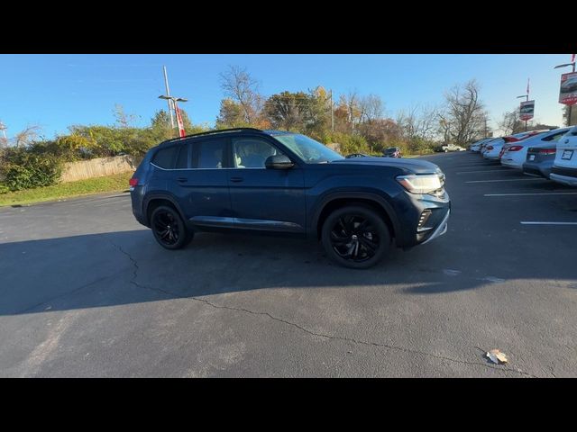 2023 Volkswagen Atlas 3.6L V6 SE Technology