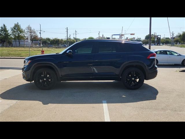 2023 Volkswagen Atlas Cross Sport 2.0T SEL R-Line Black