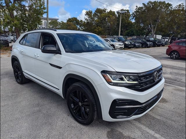 2023 Volkswagen Atlas Cross Sport 2.0T SEL R-Line Black