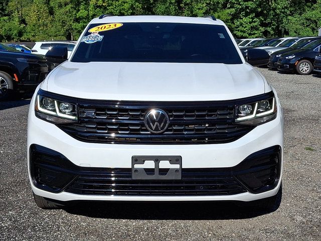 2023 Volkswagen Atlas Cross Sport 2.0T SEL R-Line Black