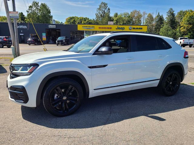 2023 Volkswagen Atlas Cross Sport 2.0T SEL R-Line Black