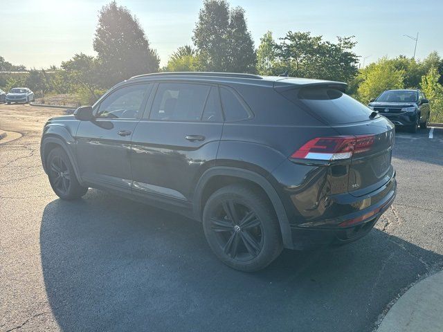 2023 Volkswagen Atlas Cross Sport 2.0T SEL R-Line Black