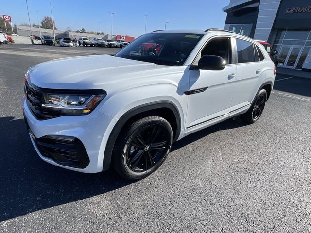 2023 Volkswagen Atlas Cross Sport 2.0T SEL R-Line Black