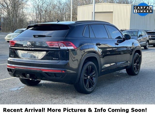 2023 Volkswagen Atlas Cross Sport 3.6L V6 SEL R-Line Black