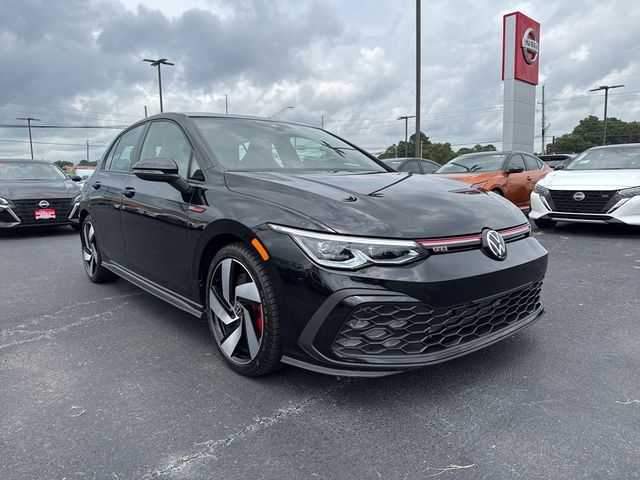 2023 Volkswagen Golf GTI SE