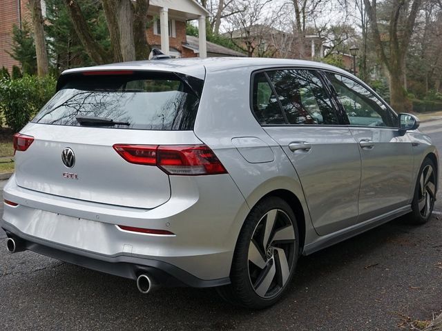 2023 Volkswagen Golf GTI SE