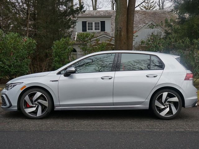 2023 Volkswagen Golf GTI SE