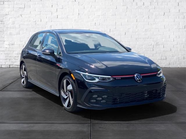 2023 Volkswagen Golf GTI SE