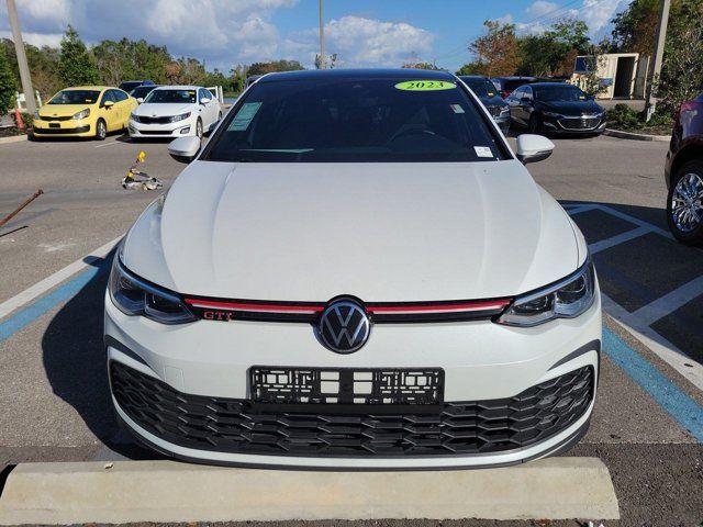 2023 Volkswagen Golf GTI SE