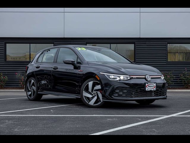 2023 Volkswagen Golf GTI SE