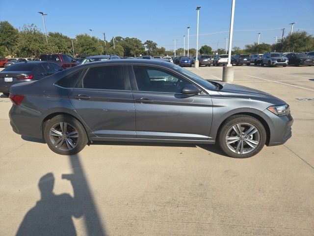 2023 Volkswagen Jetta SE